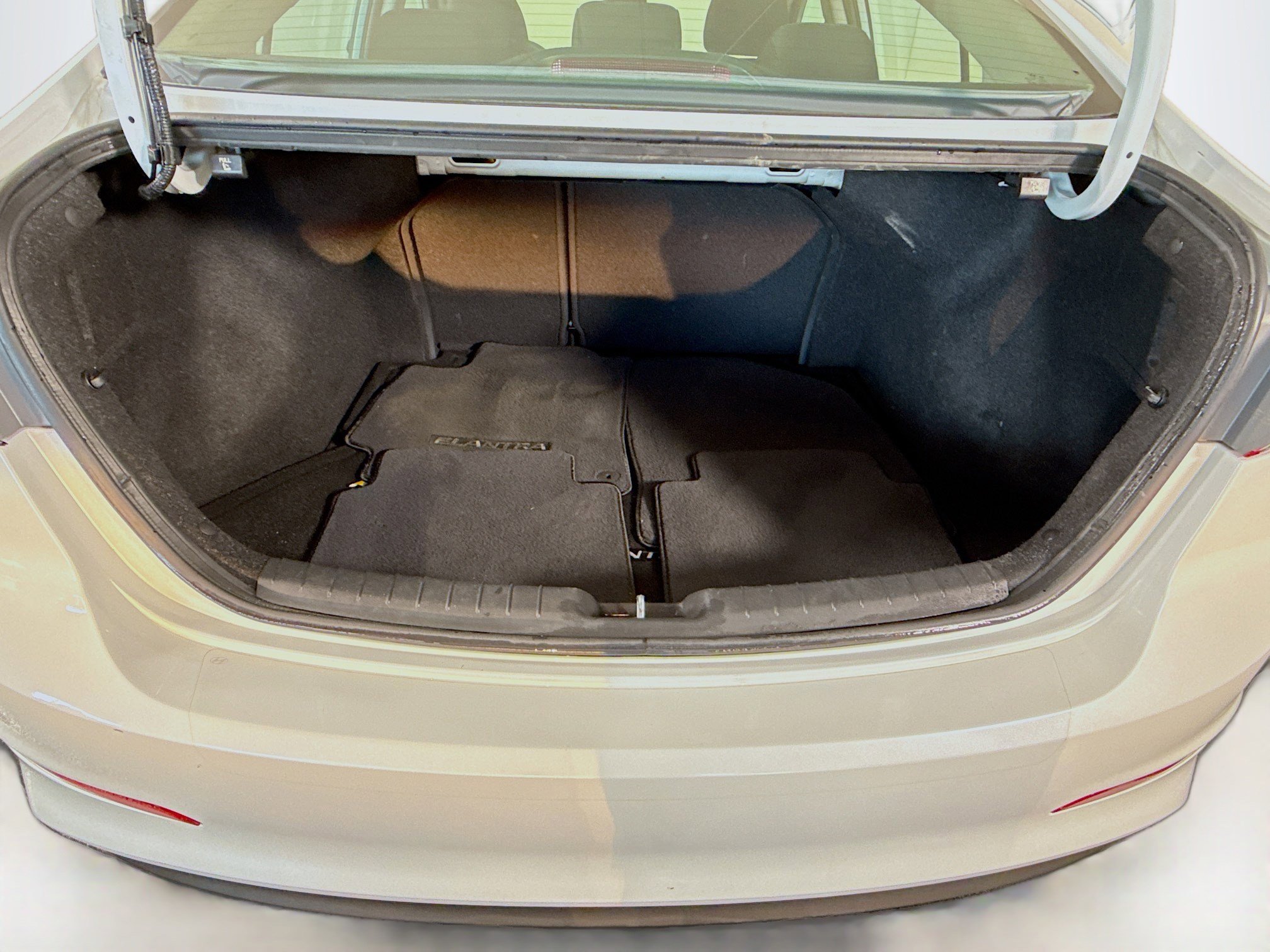 Used 2018 Hyundai Elantra SEL image 34