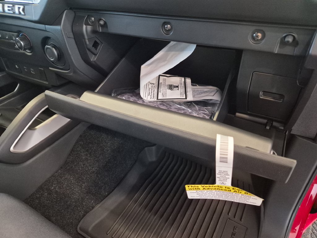 New 2026 Nissan Frontier SV w/ Tow Package AWD/4WD image 23