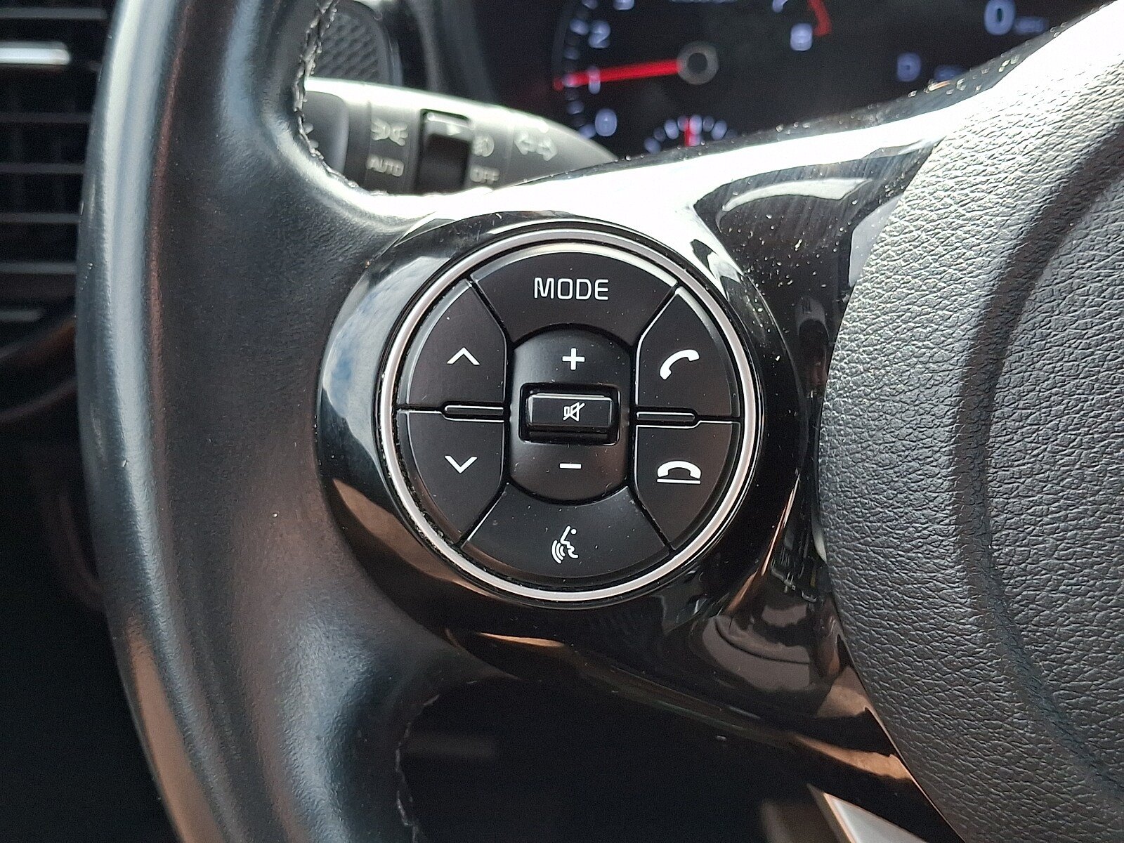 Used 2020 Kia Soul EX FWD image 24