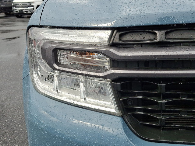 Used 2023 Ford Maverick XLT image 9