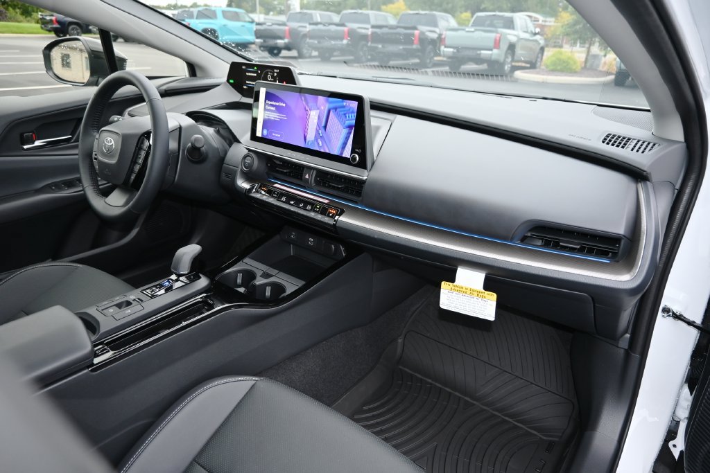 New 2027 Toyota Prius XLE AWD/4WD image 14