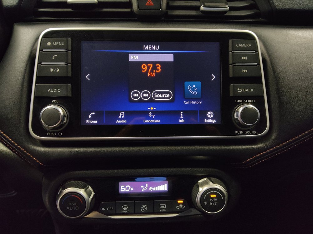 Used 2020 Nissan Versa SR FWD image 25