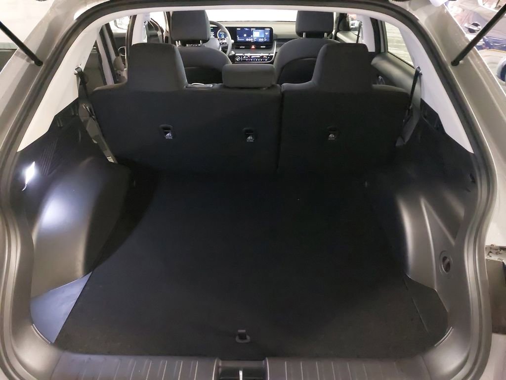 New 2025 Hyundai Ioniq 5 SE AWD/4WD image 13