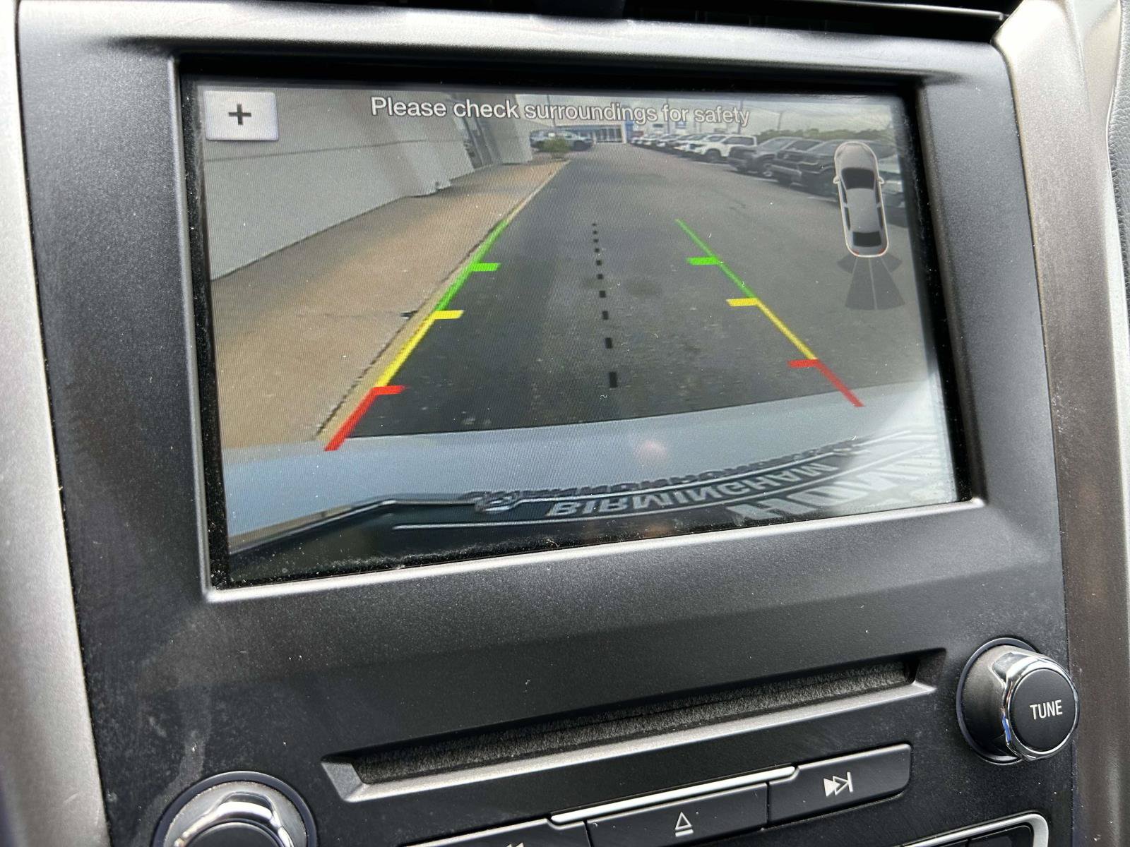Used 2018 Ford Fusion SE w/ Fusion SE Technology Package FWD image 19