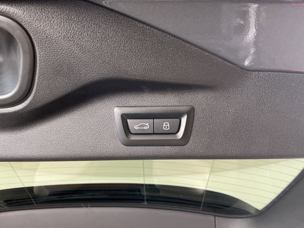 Certified 2024 BMW X7 M60i w/ Executive Package image 31