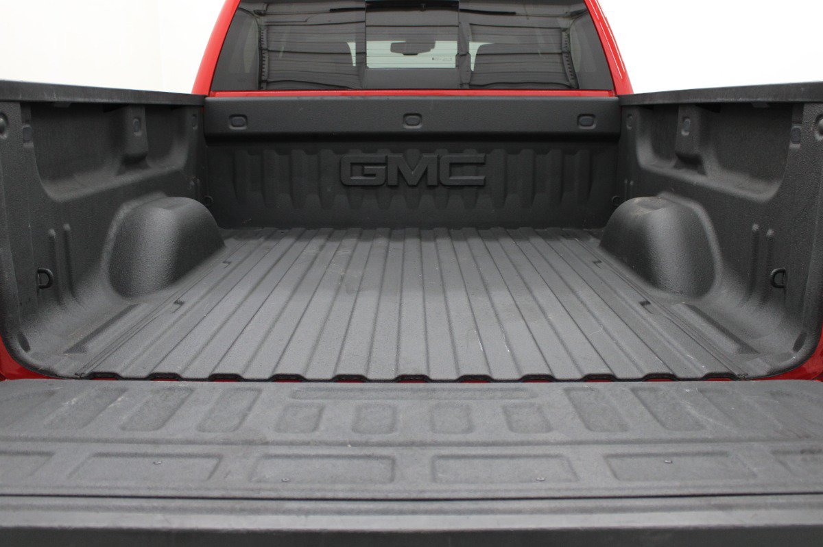 Used 2018 GMC Sierra 1500 SLT AWD/4WD image 9