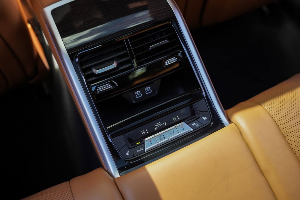 Used 2024 BMW 840i Gran Coupe w/ M Sport Professional Package image 39