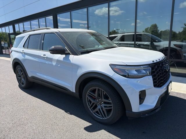 New 2026 Ford Explorer ST w/ Sun And Sound Package