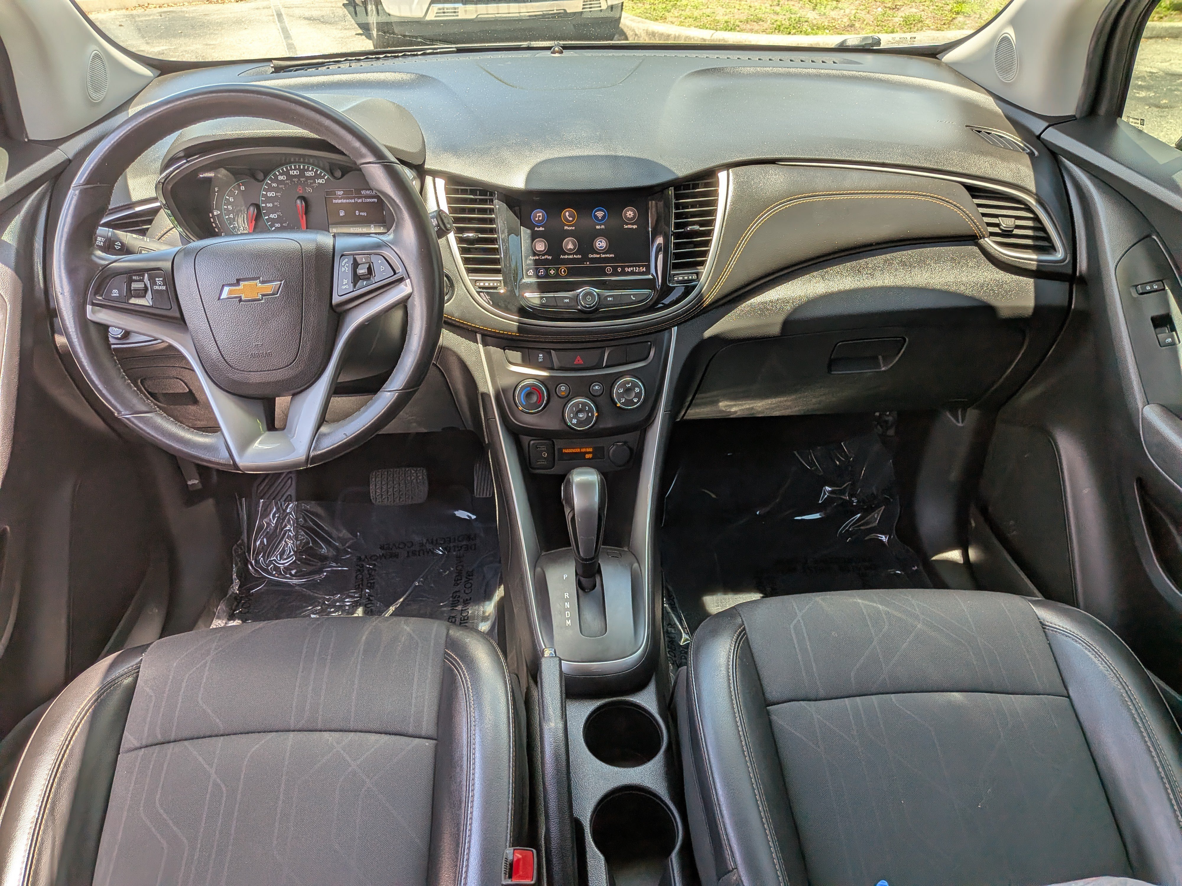 Used 2020 Chevrolet Trax LT w/ Driver Confidence Package FWD image 16