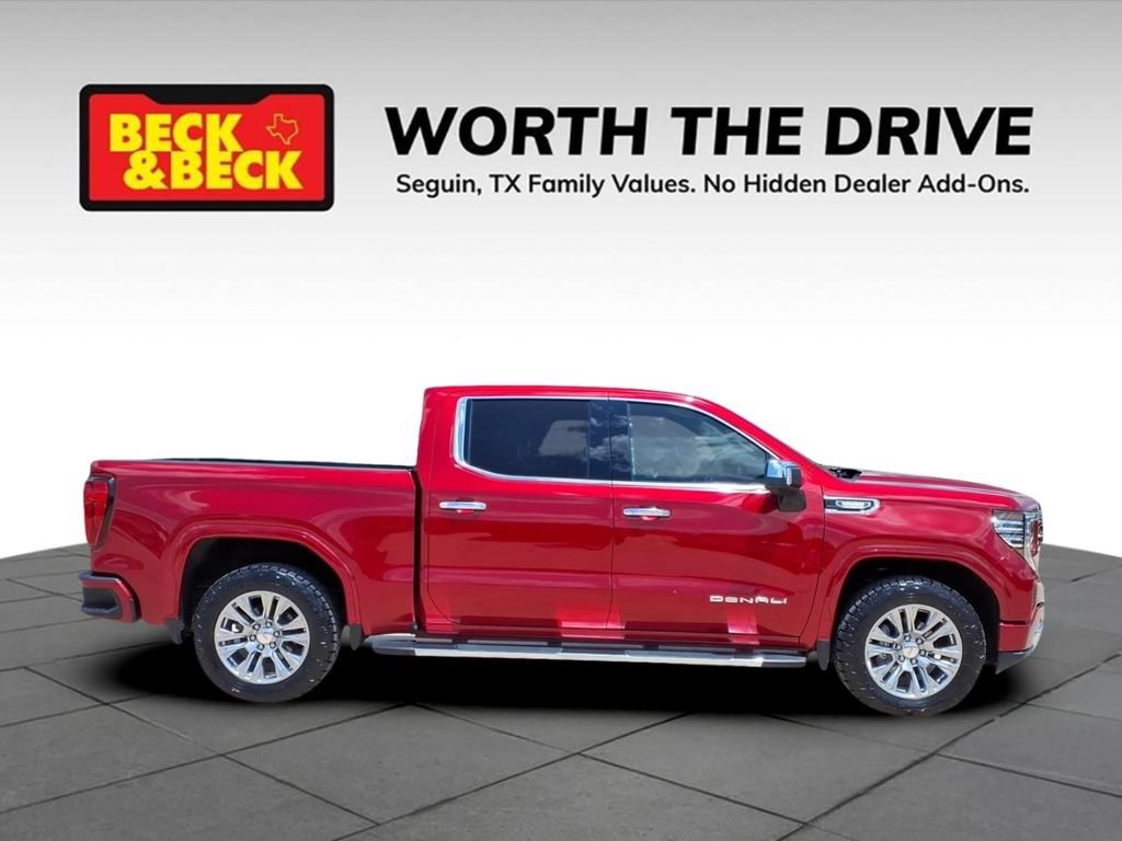 Used 2024 GMC Sierra 1500 Denali w/ Technology Package AWD/4WD image 4
