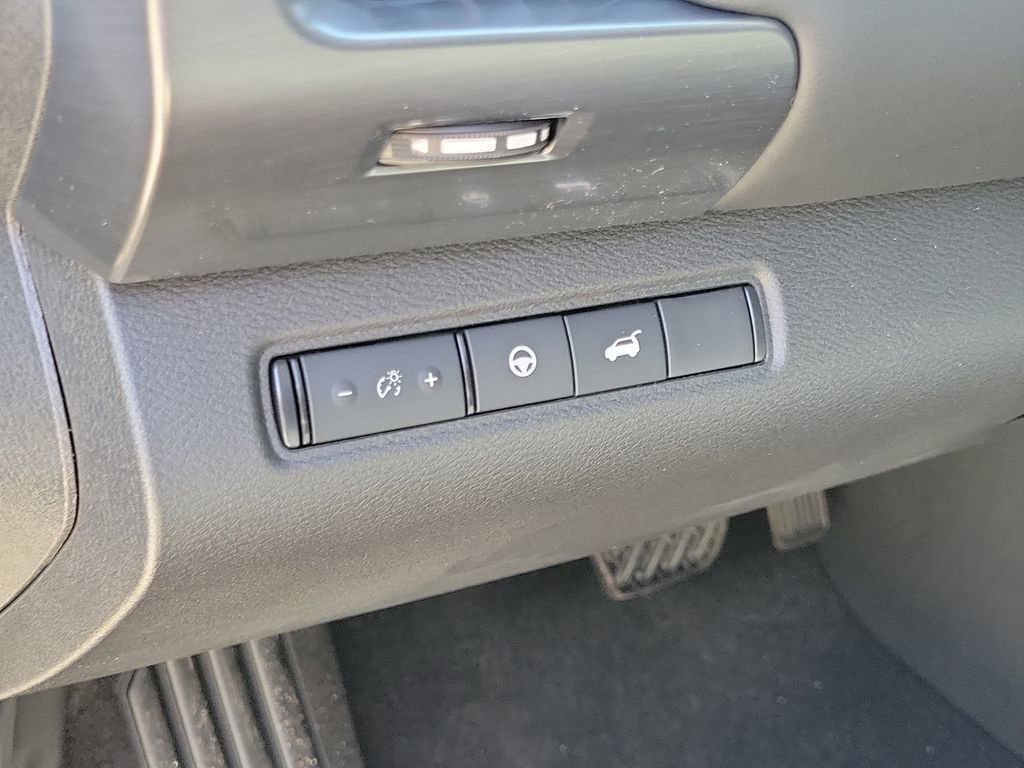 New 2026 Nissan Pathfinder SL image 23