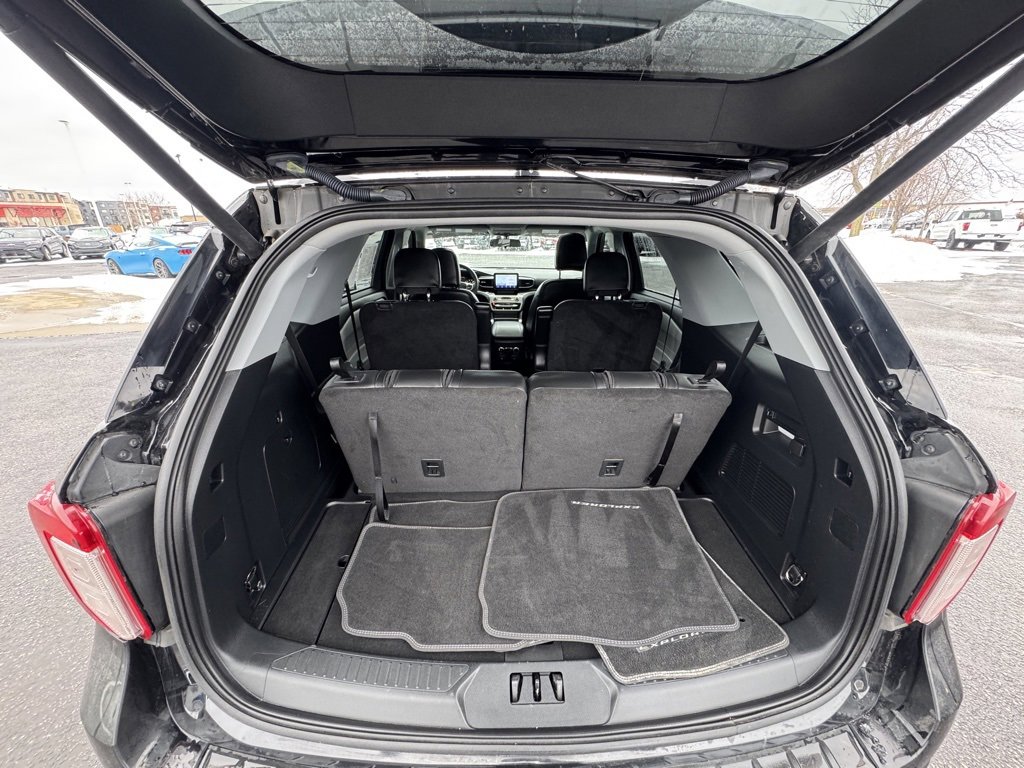 Certified 2023 Ford Explorer XLT w/ Equipment Group 202A image 16