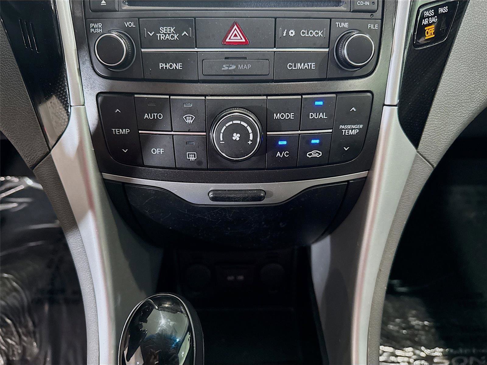 Used 2014 Hyundai Sonata SE w/ Premium Package 03 image 15