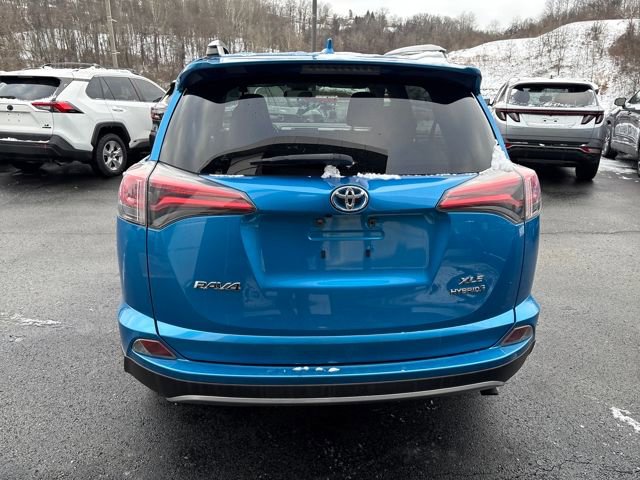 Used 2018 Toyota RAV4 XLE image 4