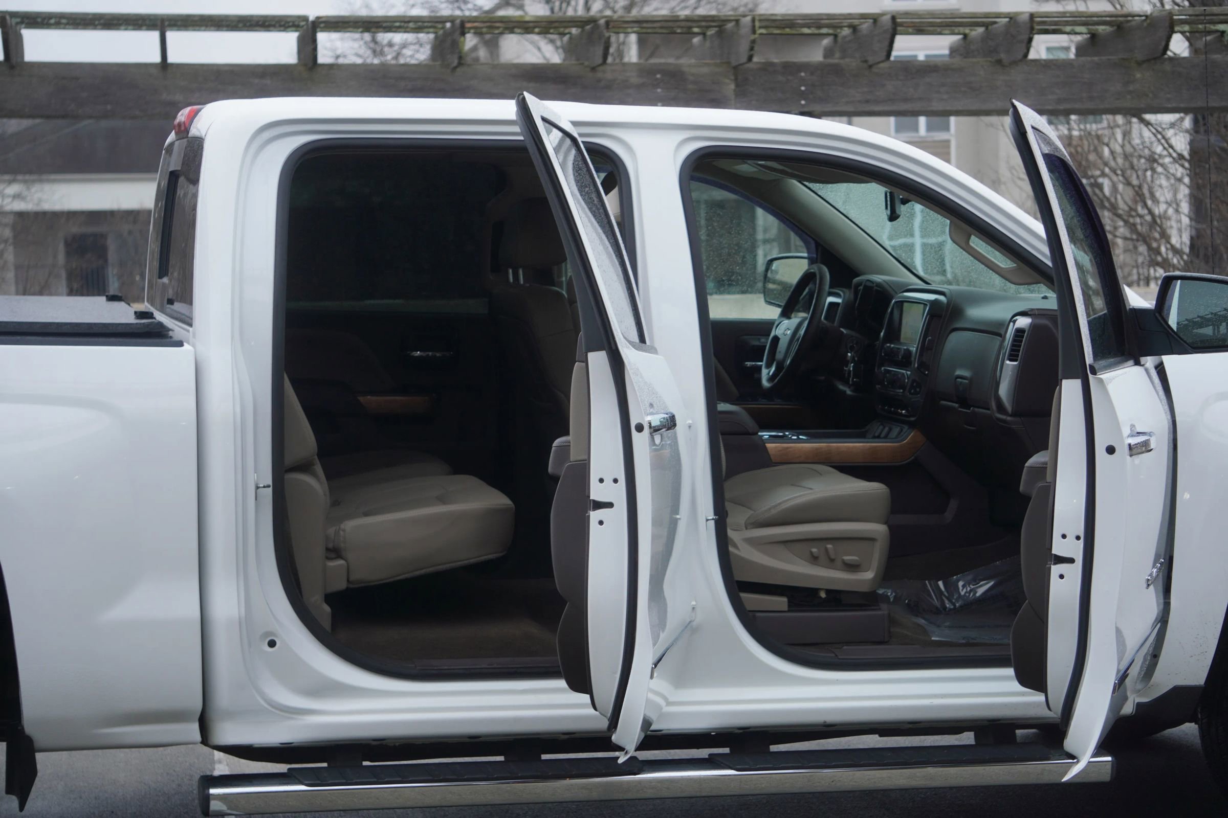 Used 2014 Chevrolet Silverado 1500 LTZ w/ LTZ Plus Package image 9