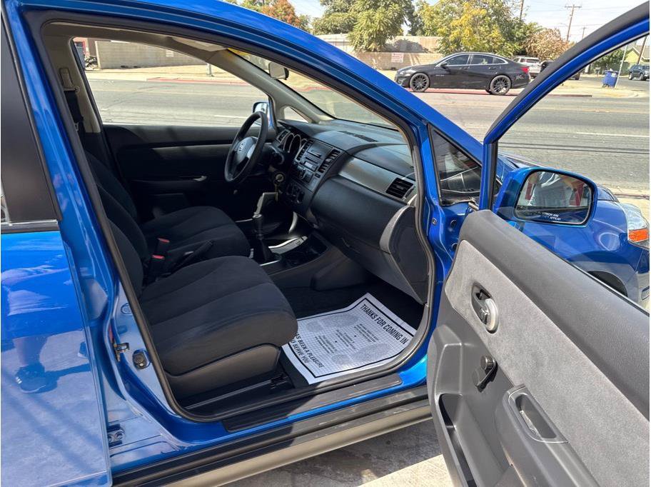 Used 2007 Nissan Versa 1.8 S FWD image 8