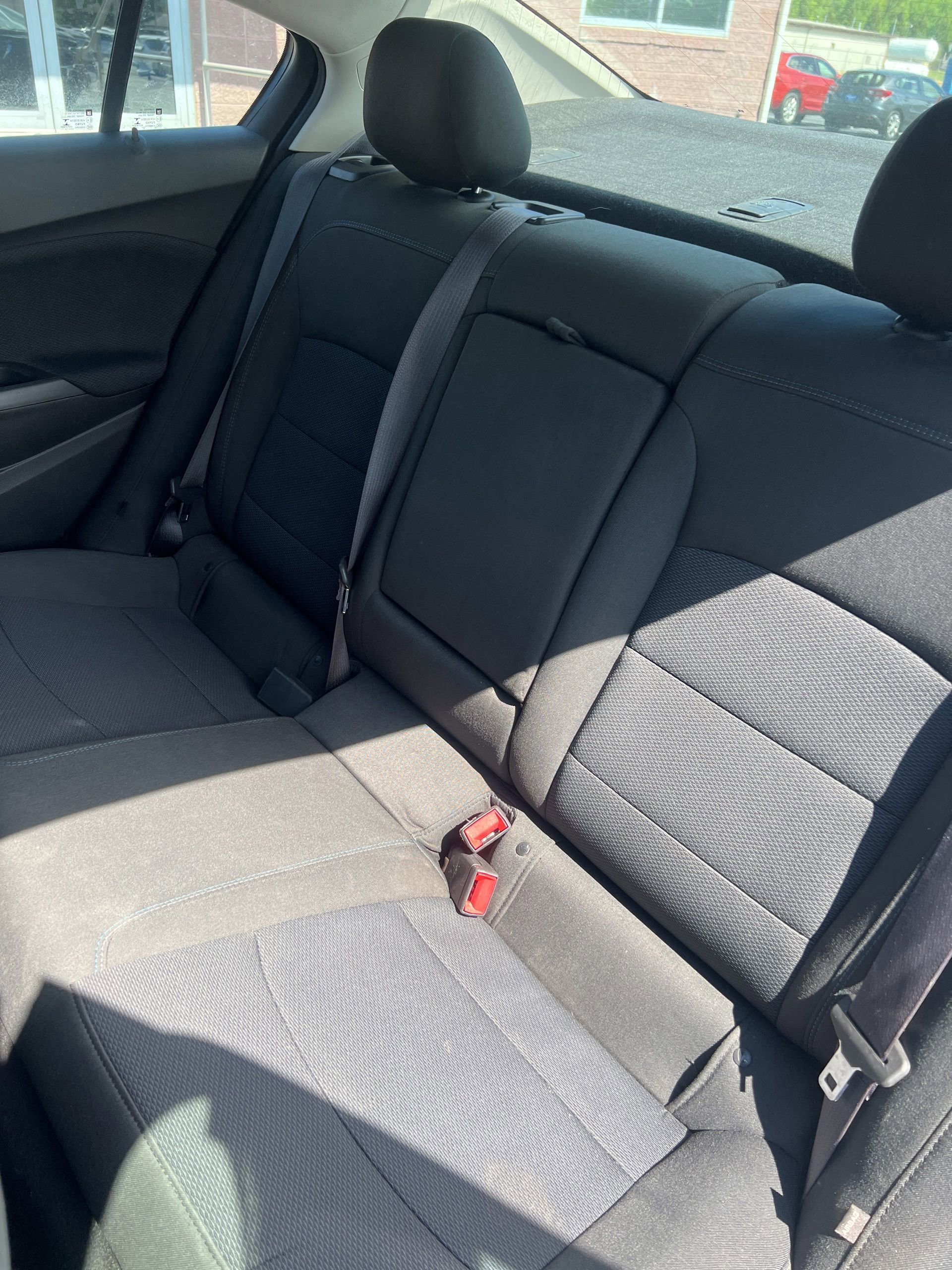 Used 2016 Chevrolet Cruze LT FWD image 19