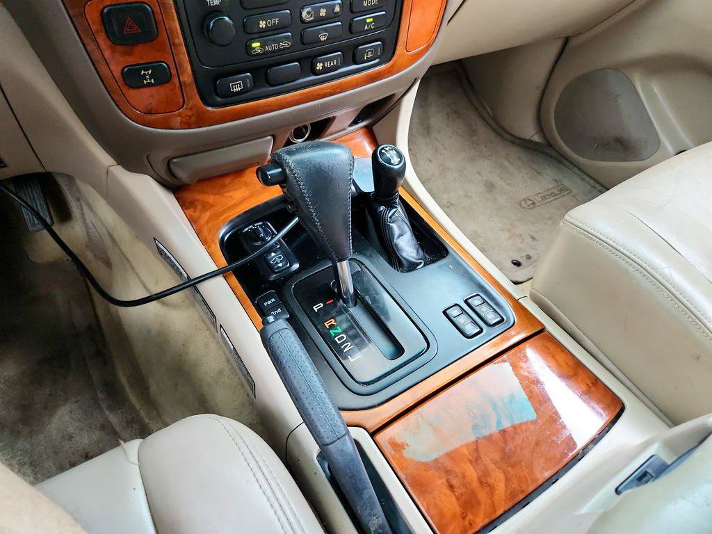Used 1998 Lexus LX 470 4WD image 18