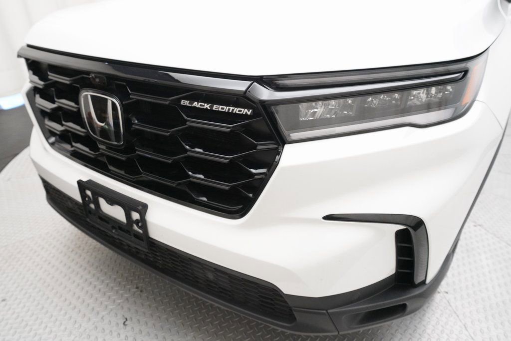 Certified 2025 Honda Pilot Black Edition image 21