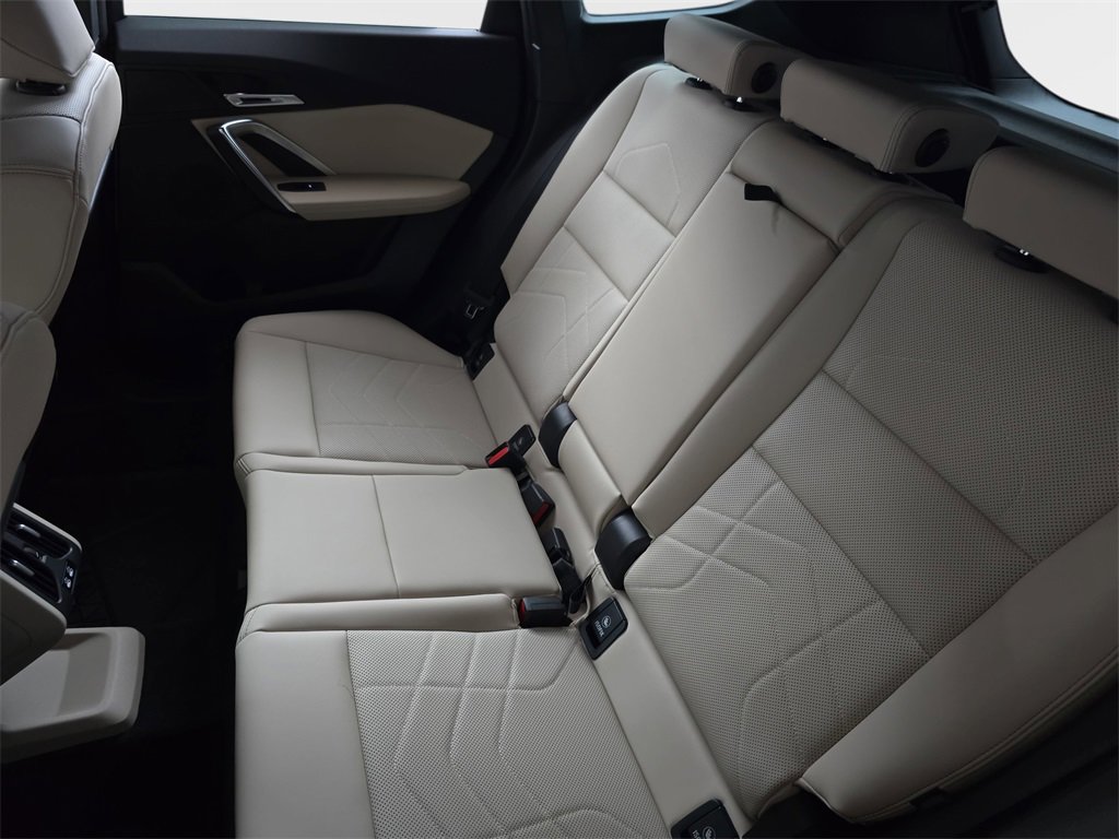 Used 2025 BMW X1 xDrive28i w/ Convenience Package image 17