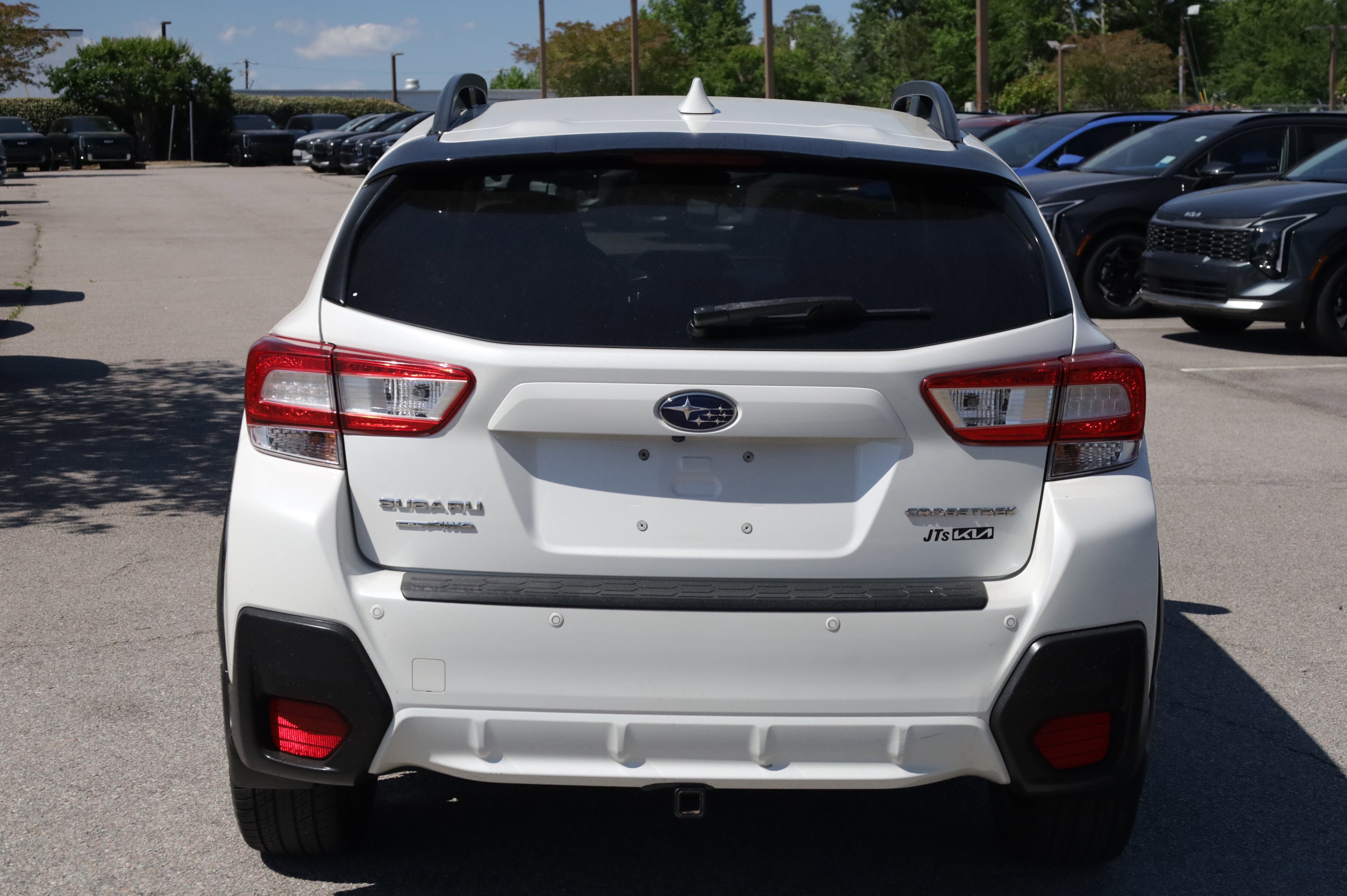 Used 2018 Subaru Crosstrek 2.0i Limited AWD/4WD image 4