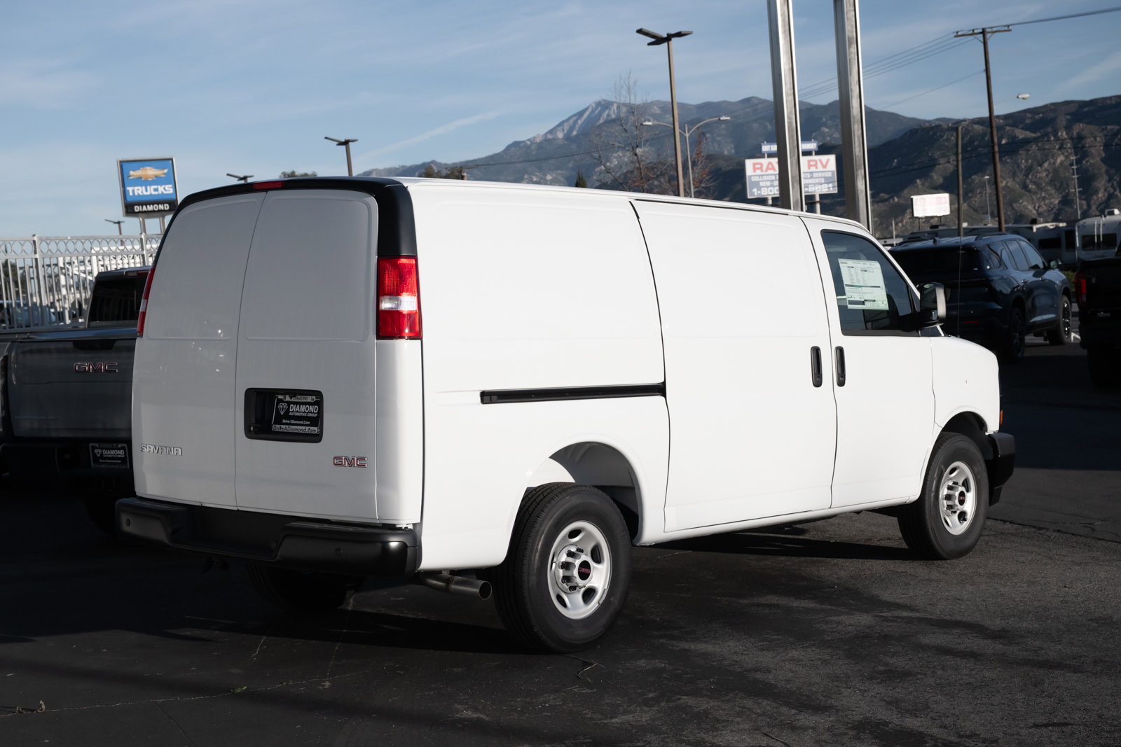New 2025 GMC Savana 2500 w/ Driver Convenience Package image 4