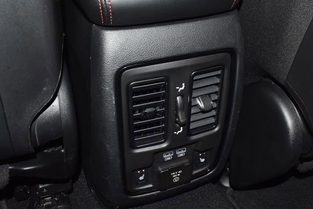 Used 2025 Dodge Durango R/T image 32