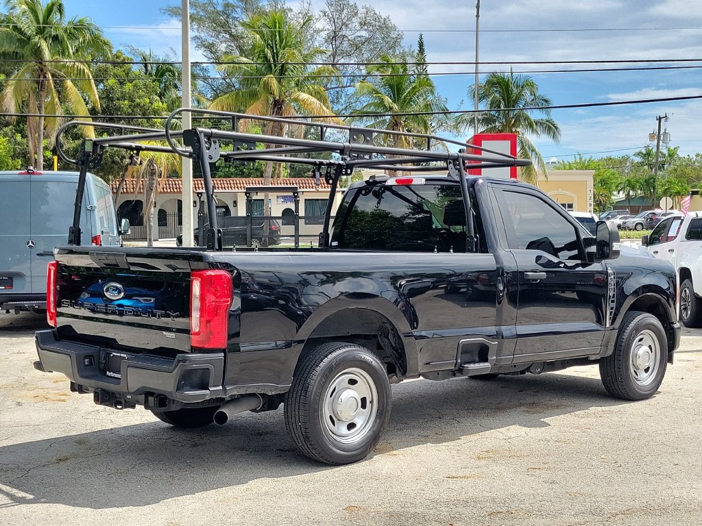 Used 2023 Ford F350 XL RWD image 8