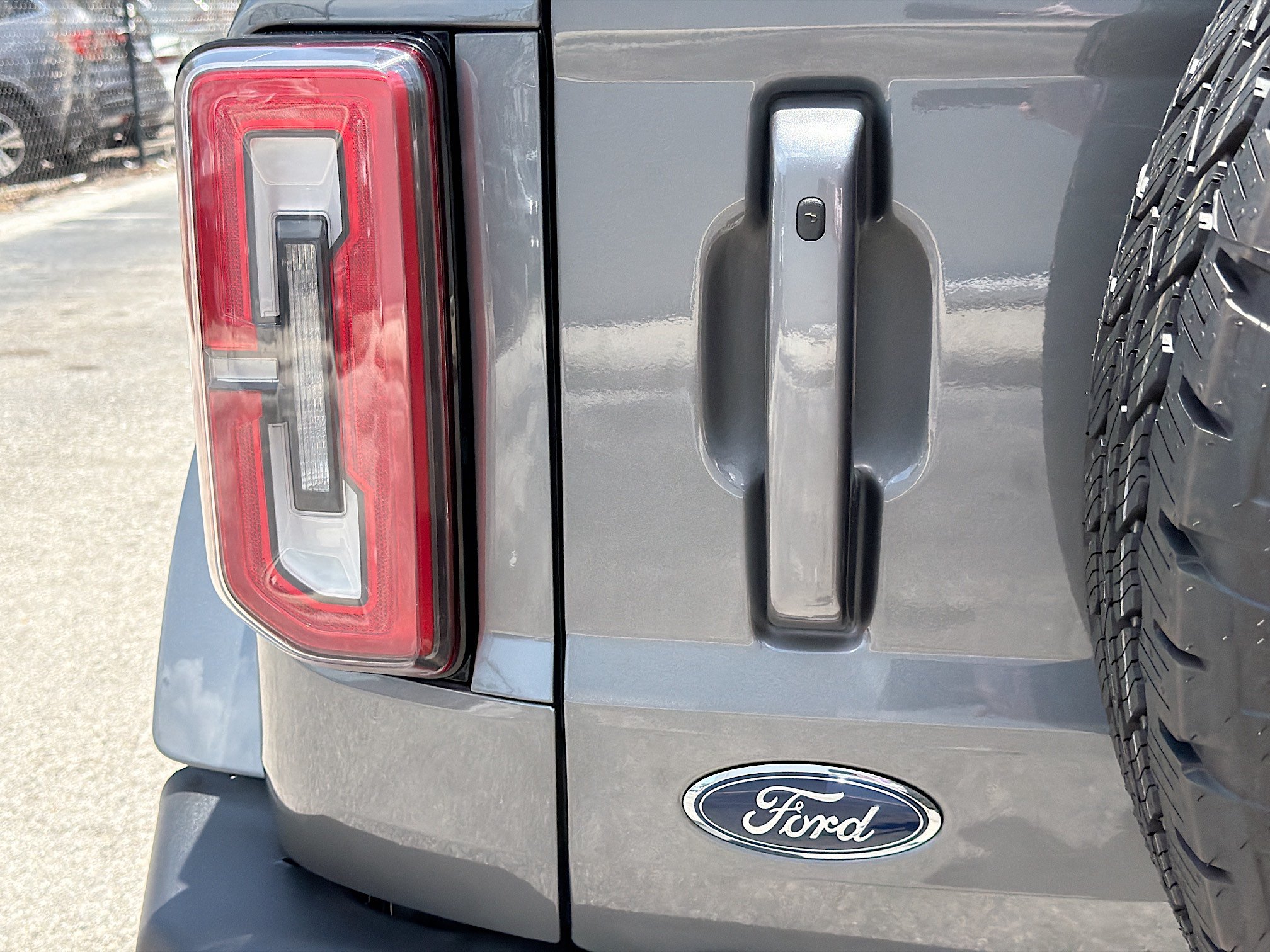 Used 2024 Ford Bronco Outer Banks AWD/4WD image 10
