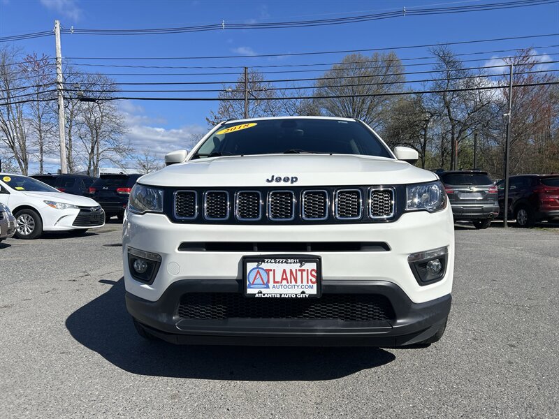 Used 2018 Jeep Compass Latitude w/ Popular Equipment Group AWD/4WD image 2