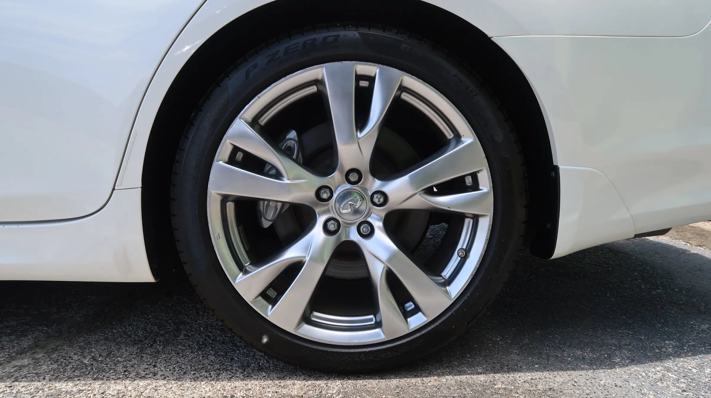 Used 2019 INFINITI Q70 Luxe w/ Sport Package RWD image 58