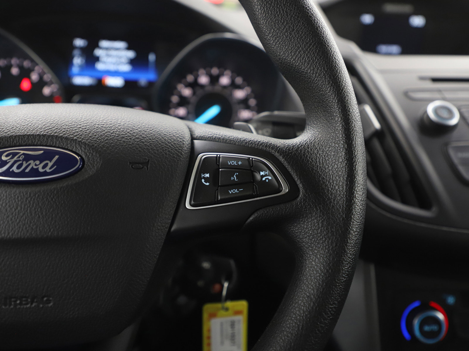 Used 2017 Ford Escape SE FWD image 27