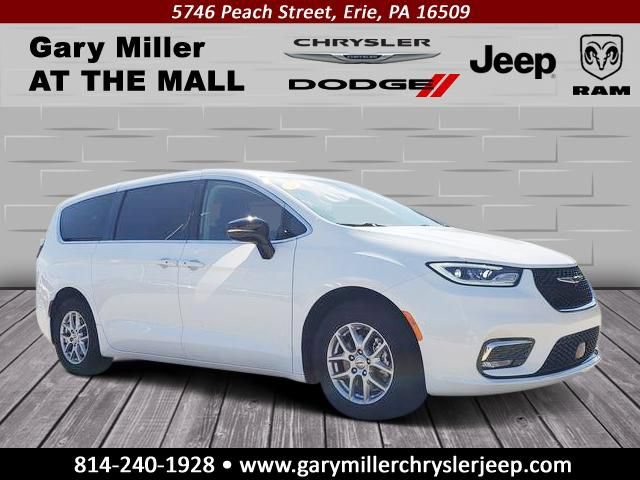 Used 2024 Chrysler Pacifica Touring-L