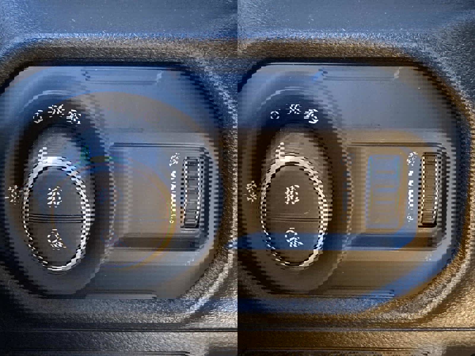 New 2026 Jeep Gladiator Sport image 14