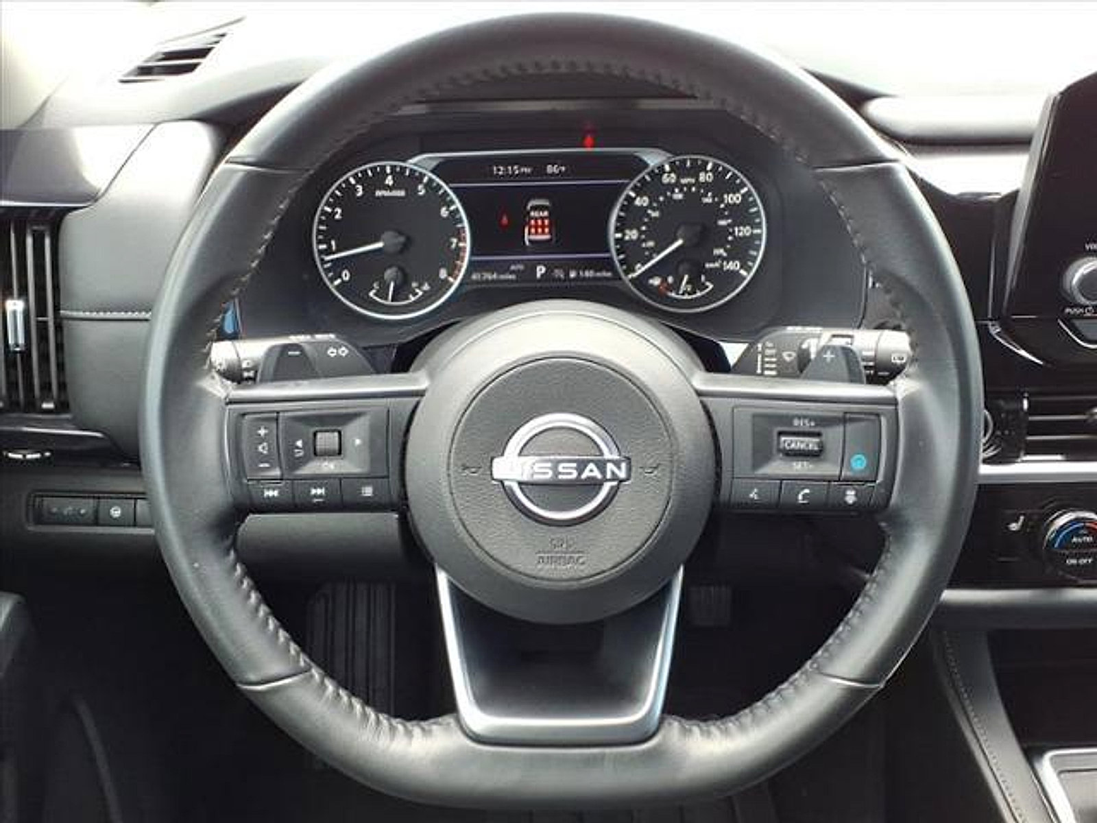 Certified 2024 Nissan Pathfinder SV image 25