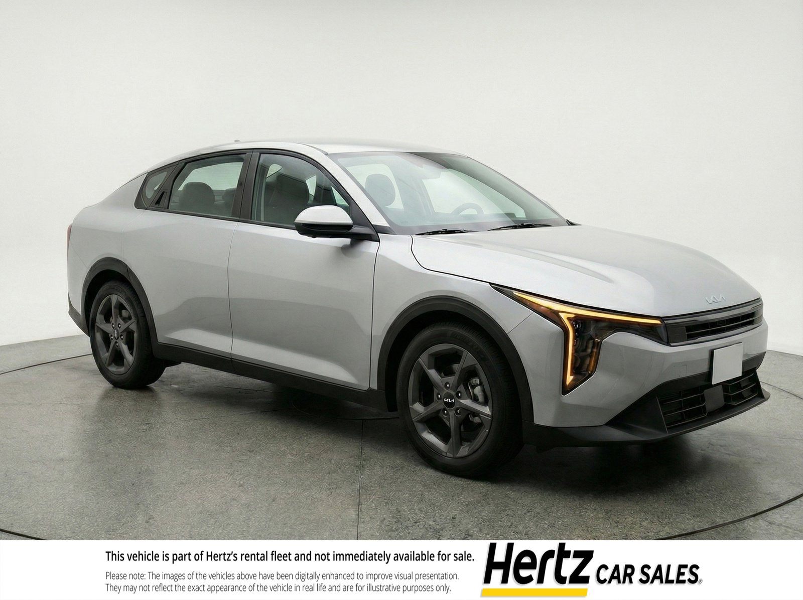 Used 2025 Kia K4 LXS image 1