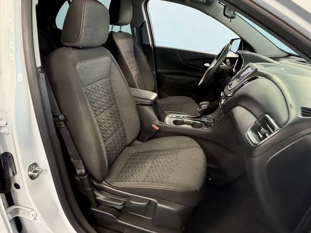 Used 2024 Chevrolet Equinox LT AWD/4WD image 16