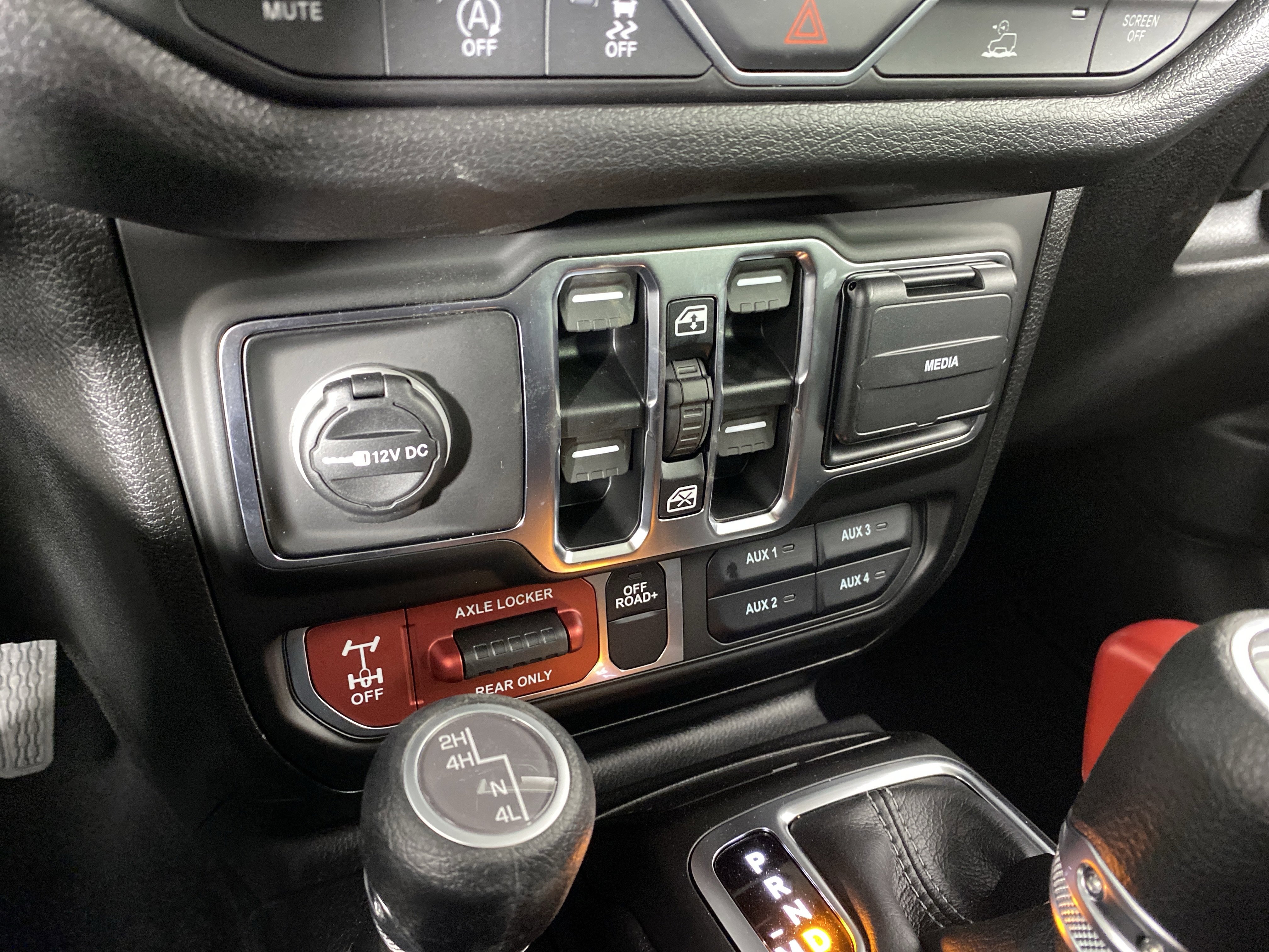 New 2026 Jeep Wrangler Unlimited Sport image 26