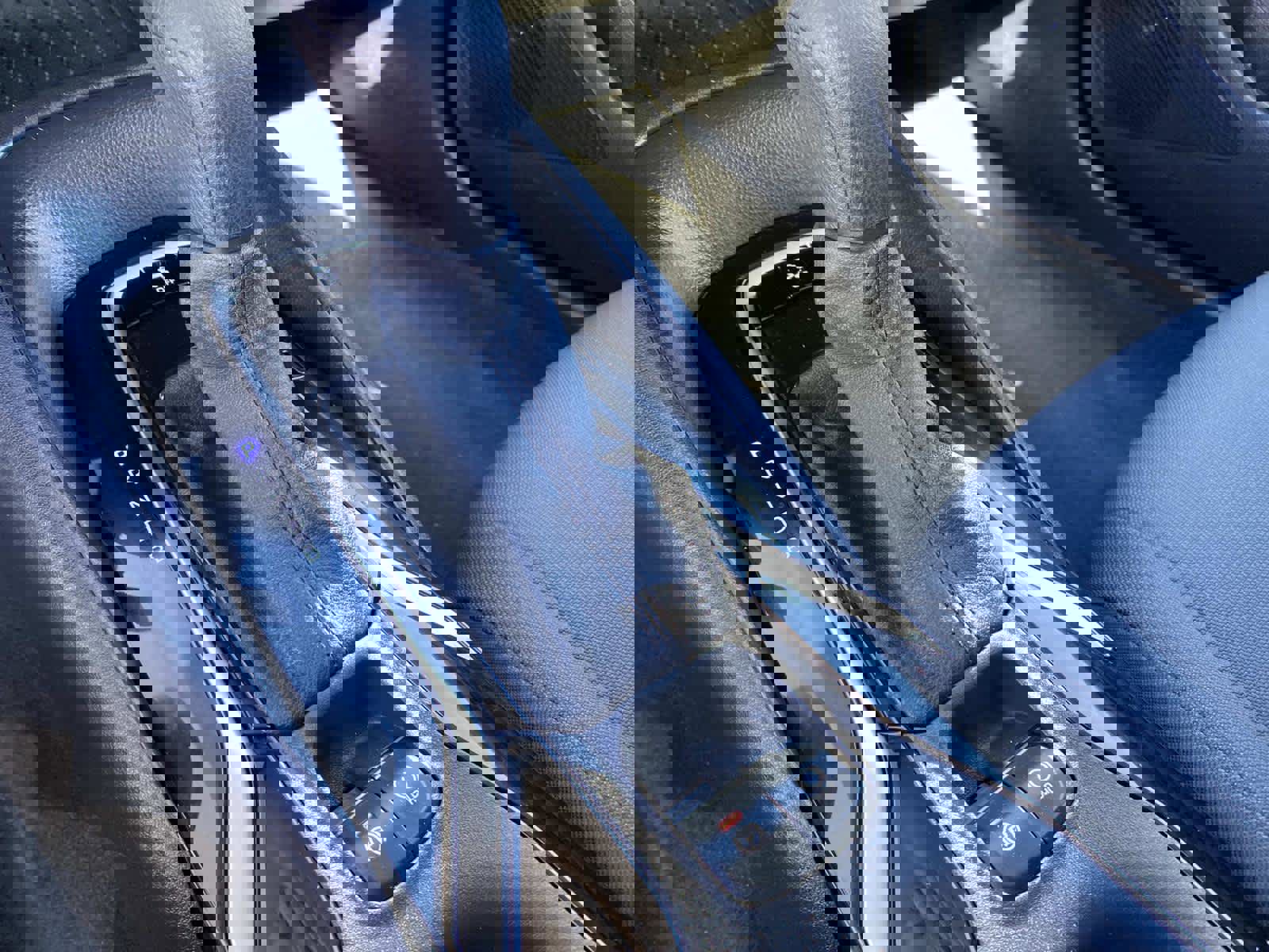 Used 2022 Toyota Corolla LE image 24