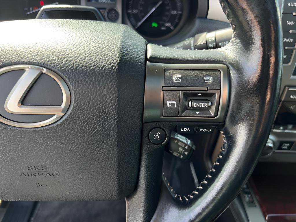 Used 2017 Lexus GX 460 Luxury image 42