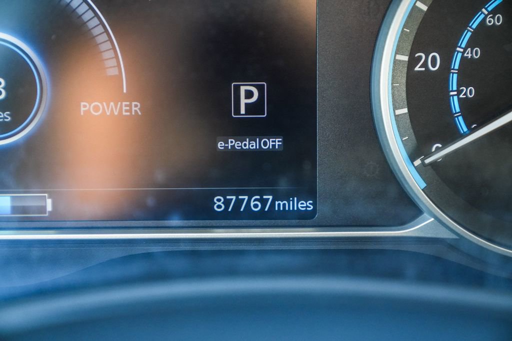 Used 2018 Nissan Leaf SL w/ SL Technology Package image 27