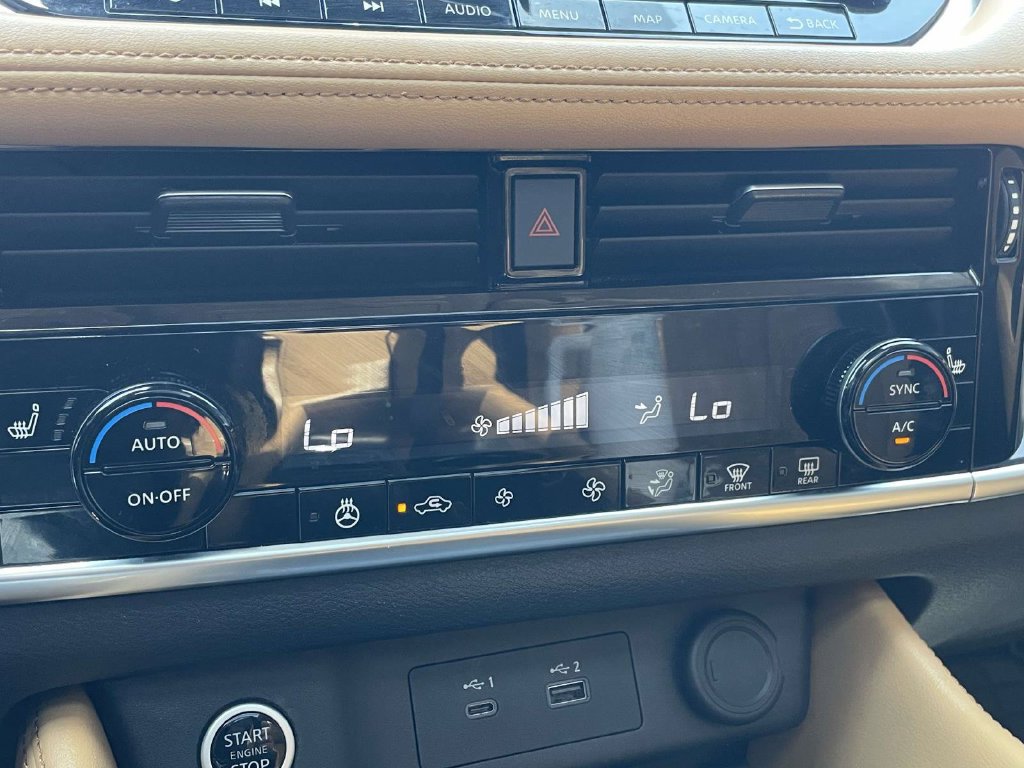 Used 2023 Nissan Rogue Platinum FWD image 19