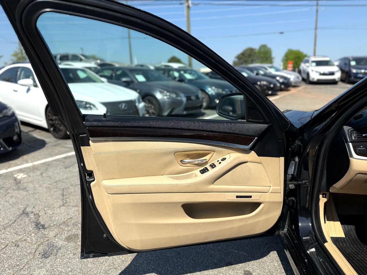 Used 2013 BMW 528i Sedan RWD image 10