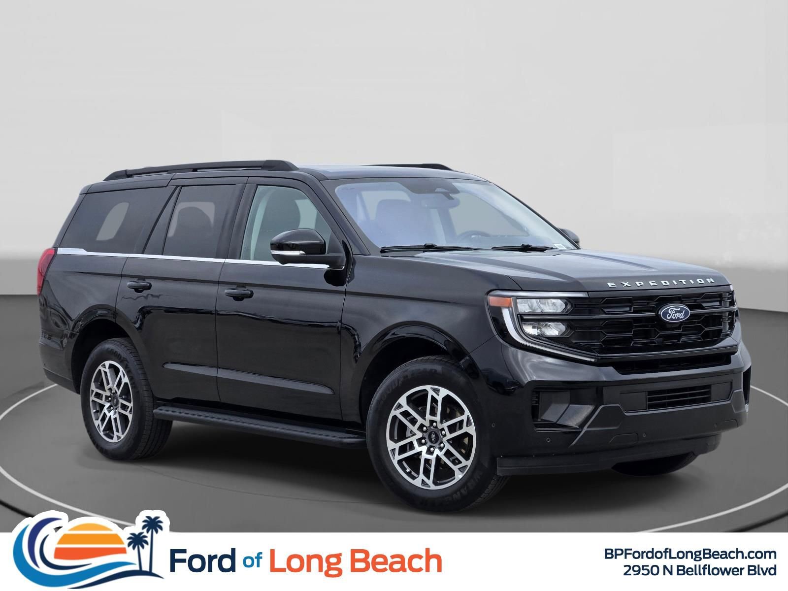 Used 2025 Ford Expedition Active