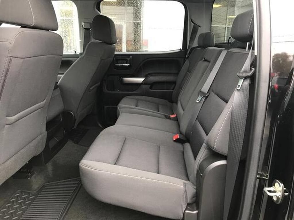 Used 2018 Chevrolet Silverado 1500 LT w/ All Star Edition AWD/4WD image 19