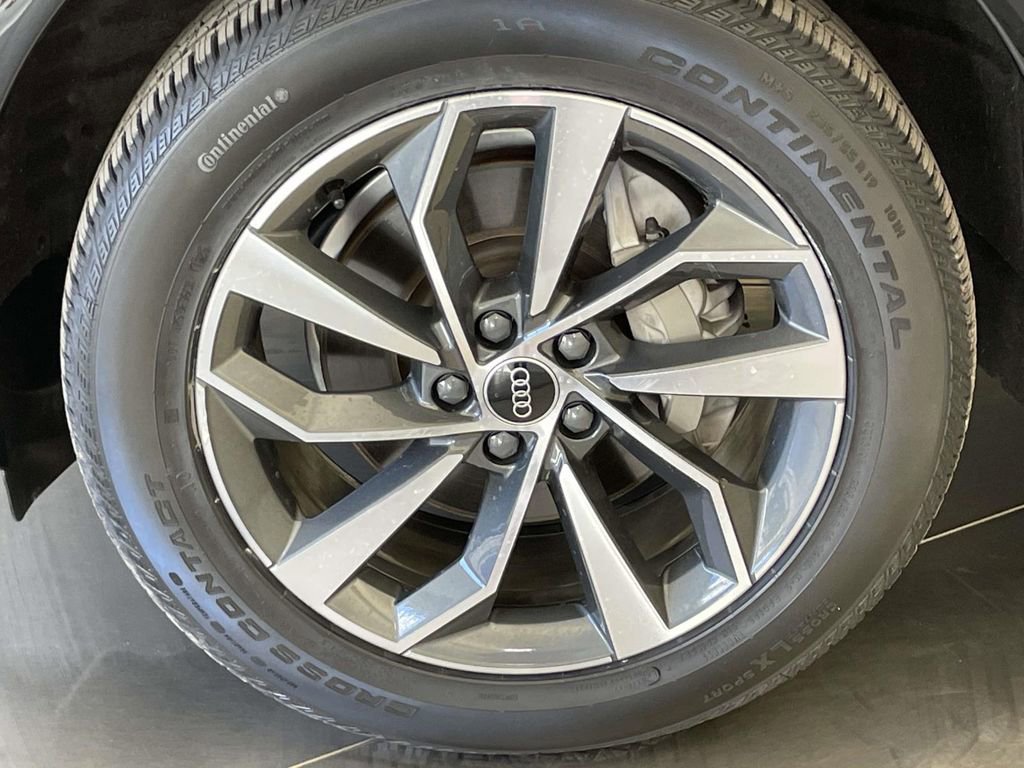 Used 2023 Audi Q5 2.0T Premium Plus w/ Premium Plus Package image 11
