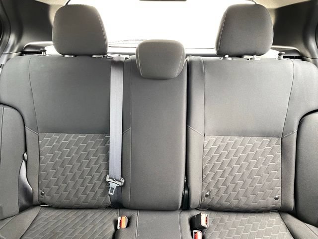 Used 2022 Nissan Kicks S FWD image 11