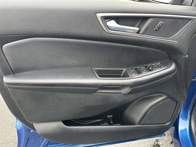 Used 2023 Ford Edge SEL w/ Convenience Package AWD/4WD image 9