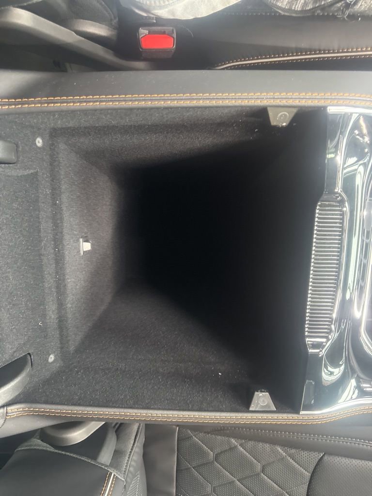 New 2025 Jeep Grand Wagoneer Series III w/ HD Trailer Tow Package image 34