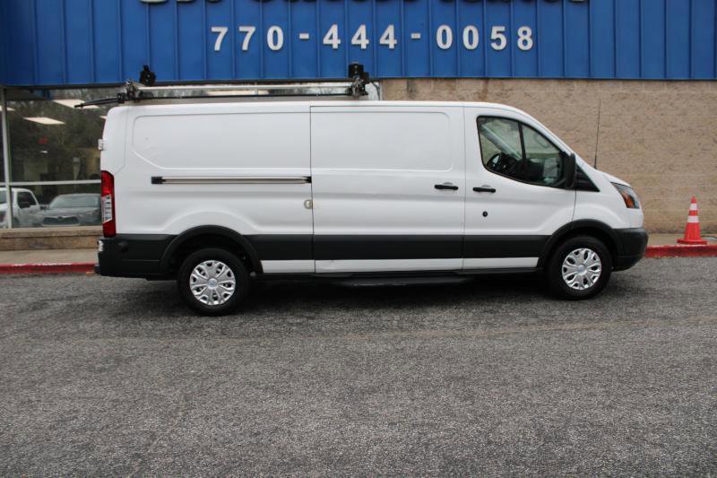 Used 2018 Ford Transit 250 148 Low Roof RWD image 24